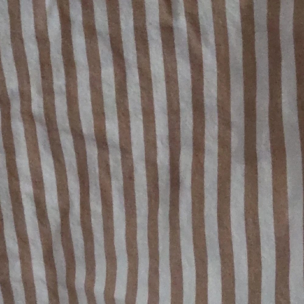 American Eagle Outfitters Beige and White Striped Shirt - Picture 3 of 6